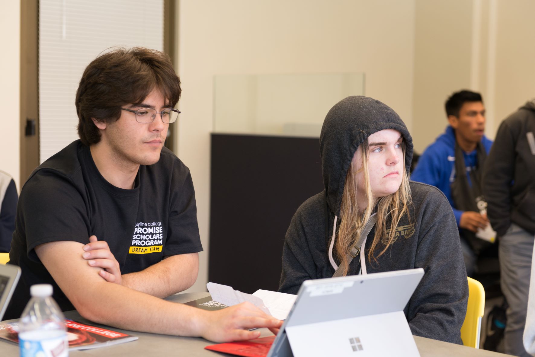 2 promise students use a computer